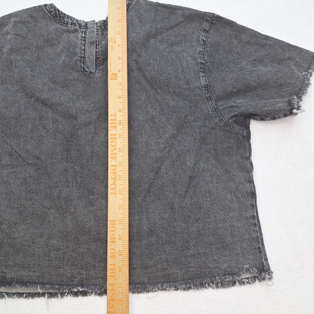 Wildfang Shirt Womens‎ Large Black Essential Denim Boxy Top  Distressed Raw Hem - Picture 6 of 9